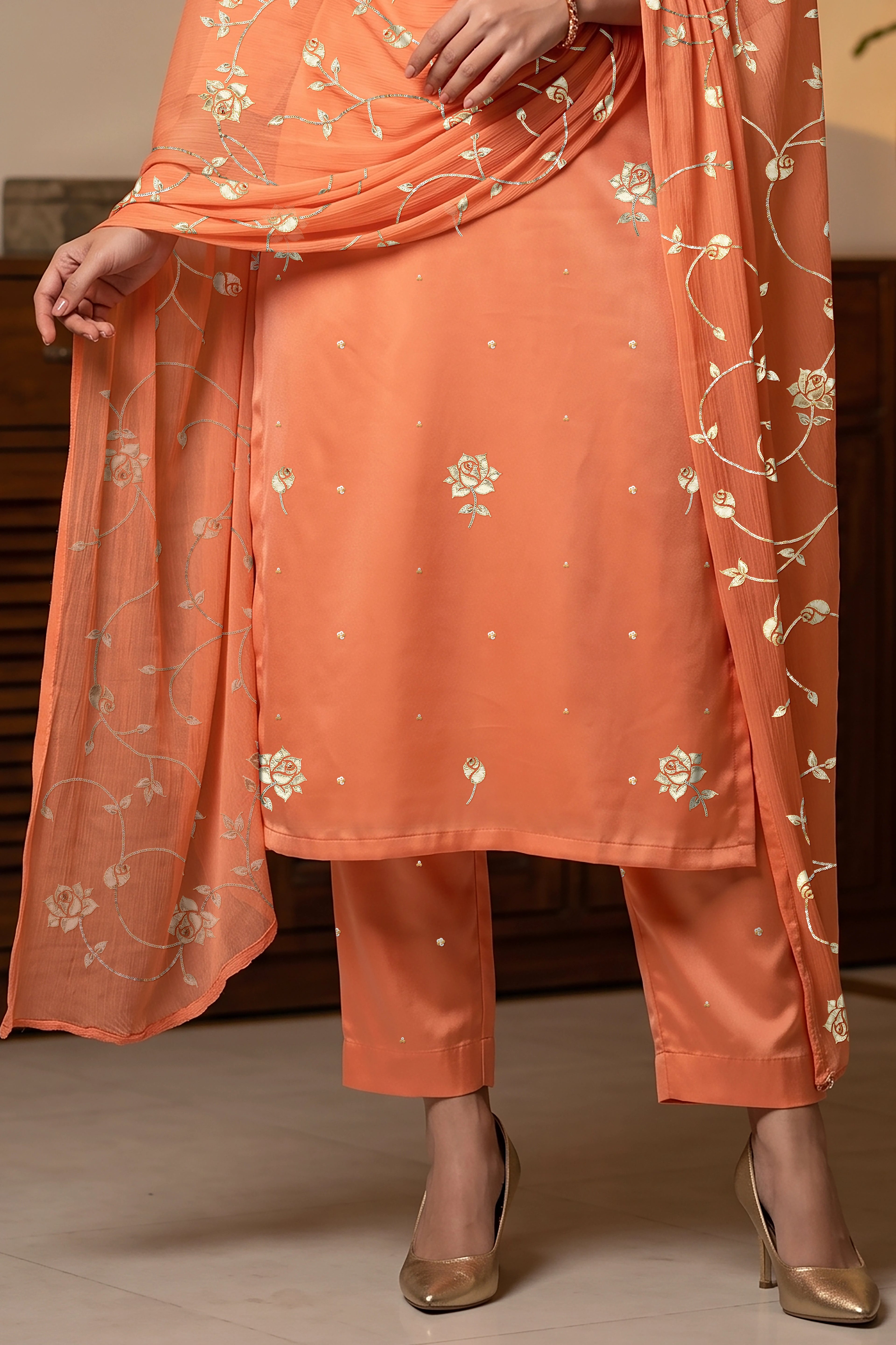 Gulbar Kurta Set