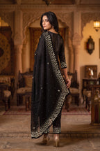 Dvipini kurta set